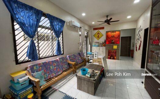Jalan Api-Api @ Taman Megah Ria