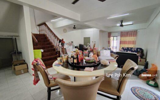 Jalan Mutiara Emas 2 @ Mount Austin